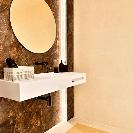 Saristays Valencia City Center L * Valencia